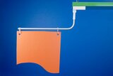 Magnetic banner hanger with 2 plastic hooks - height 110mm - depth 235mm_