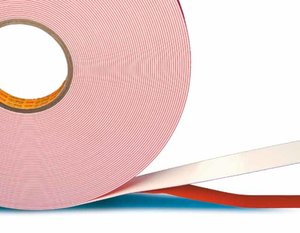 Double-sided tape with adhesive - roll 50m