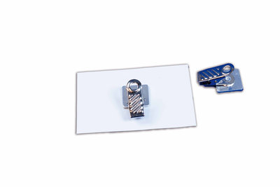 Self-adhesive badge clip - size 19x19mm